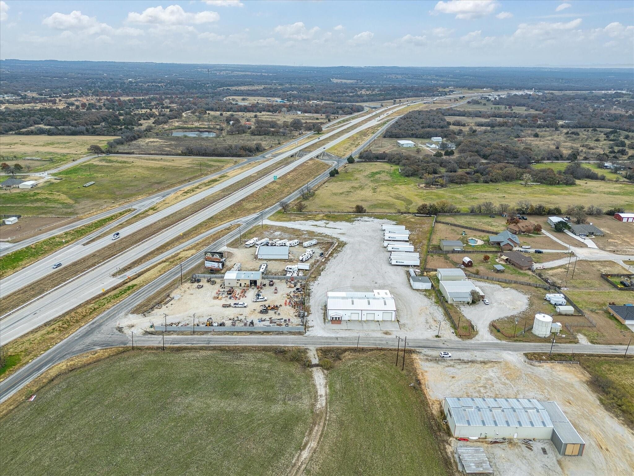 707 S Wickham St, Alvord, TX for Rent