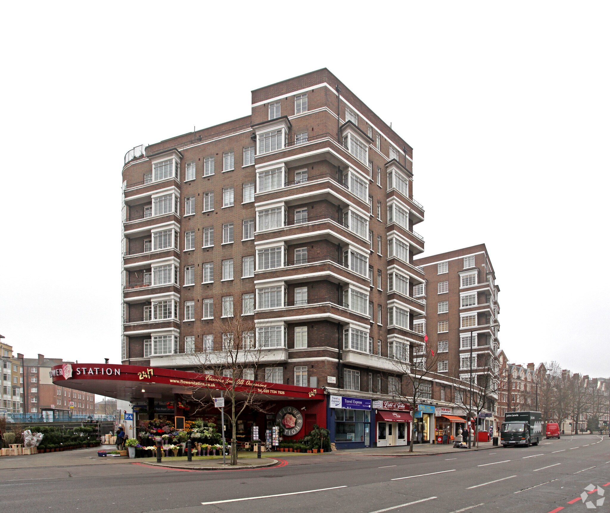 57 Park Rd, London, LND for Rent