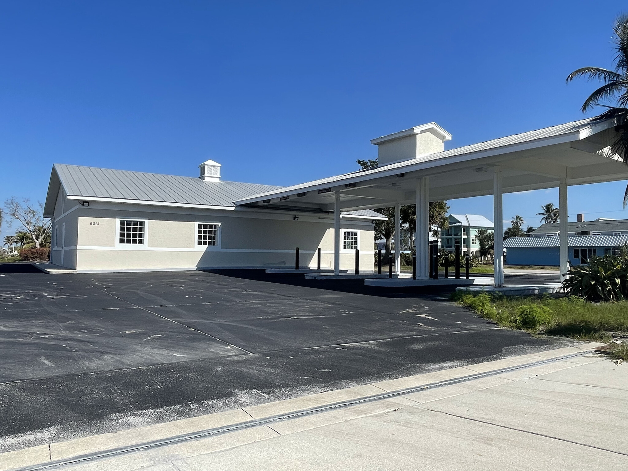 6061 Estero Blvd, Fort Myers, FL for Sale