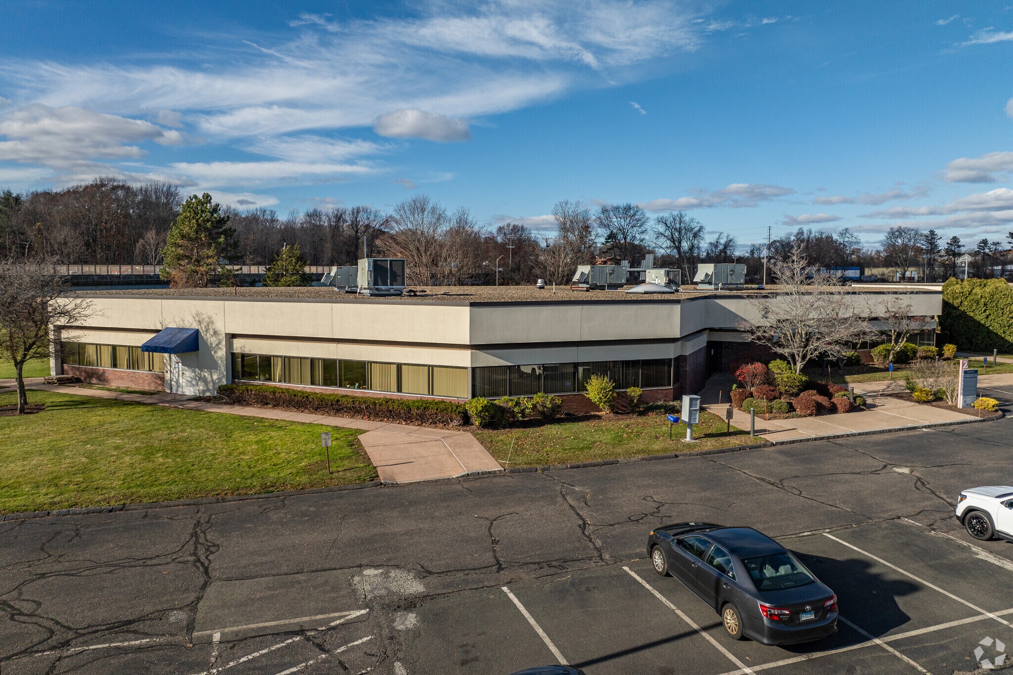 825 Brook St, Rocky Hill, CT for Rent