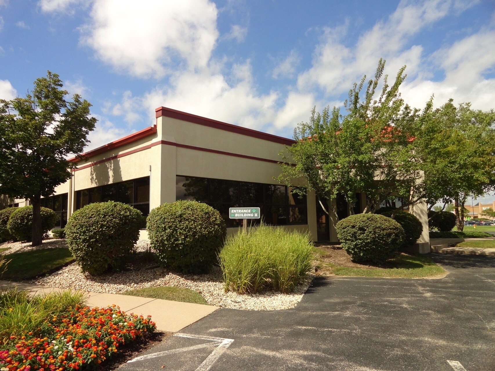 753 Geneva Pky Lake Geneva, WI 53147 Office Property for Lease on