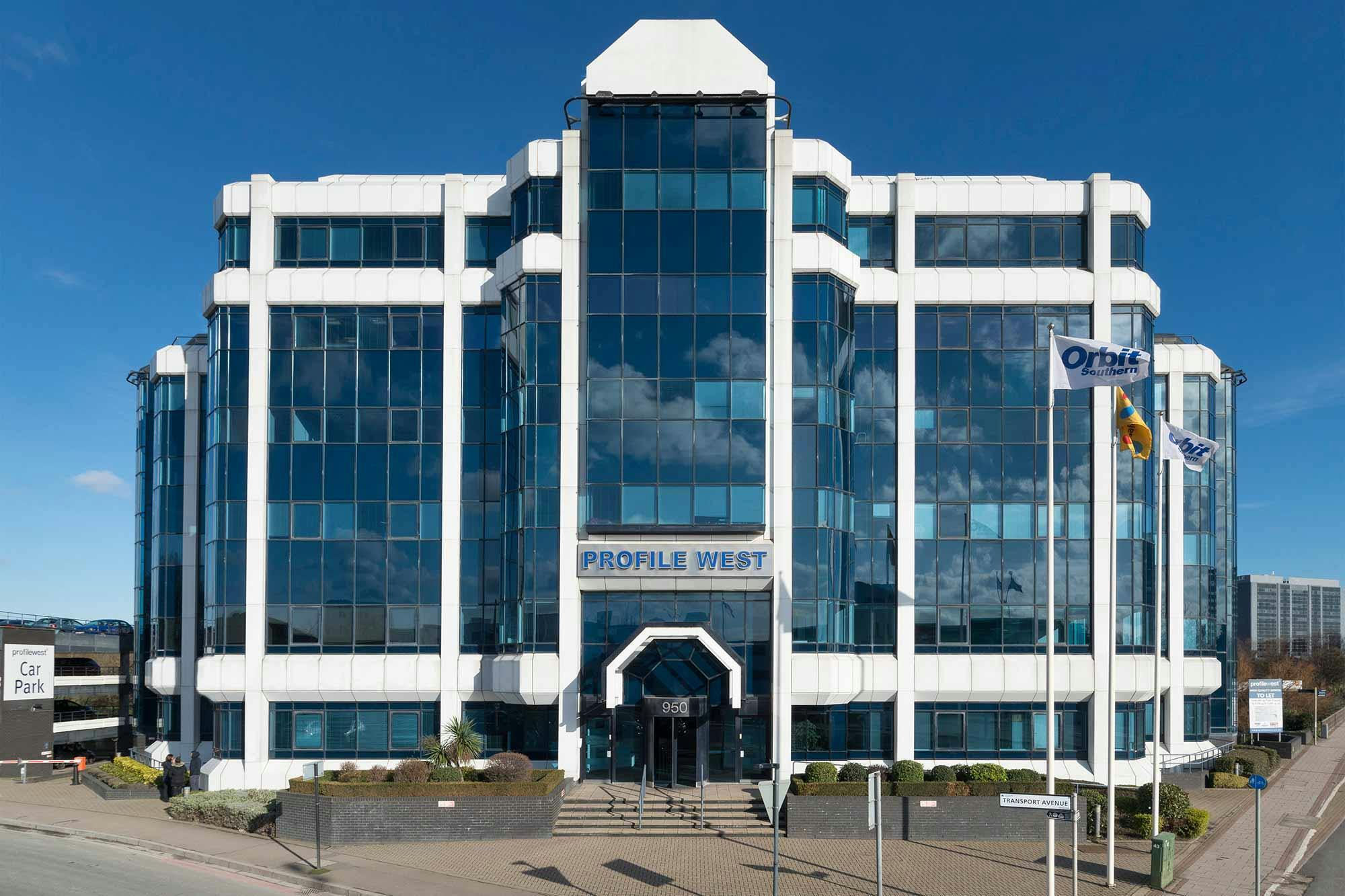 950 Great West Rd, Brentford, LND for Rent
