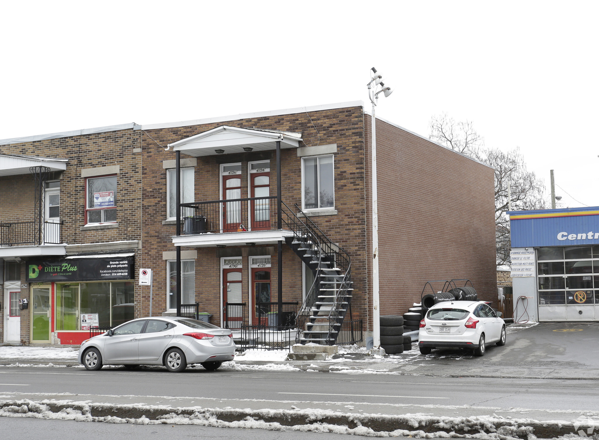 4724-4730 Rue Hochelaga, Montréal, QC for Sale