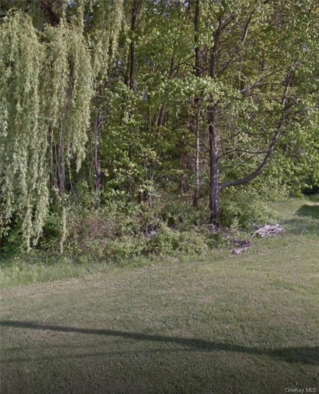 12 Park Blvd Hyde Park, NY 12538 Land Property for Lease on