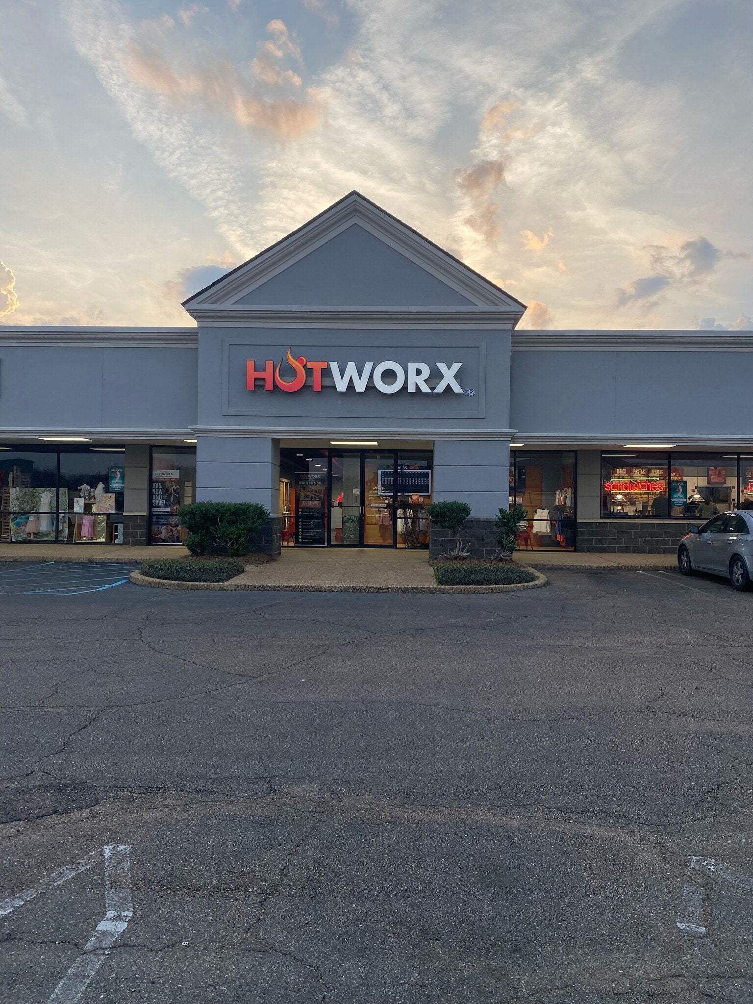 118 Service Dr, Brandon, MS for Rent