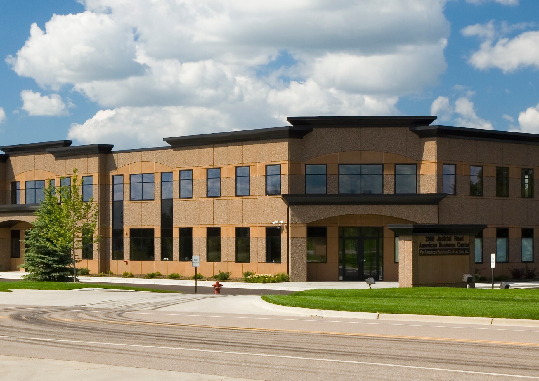 2960 Judicial Rd Burnsville, MN 55337 Flex Property for Lease on