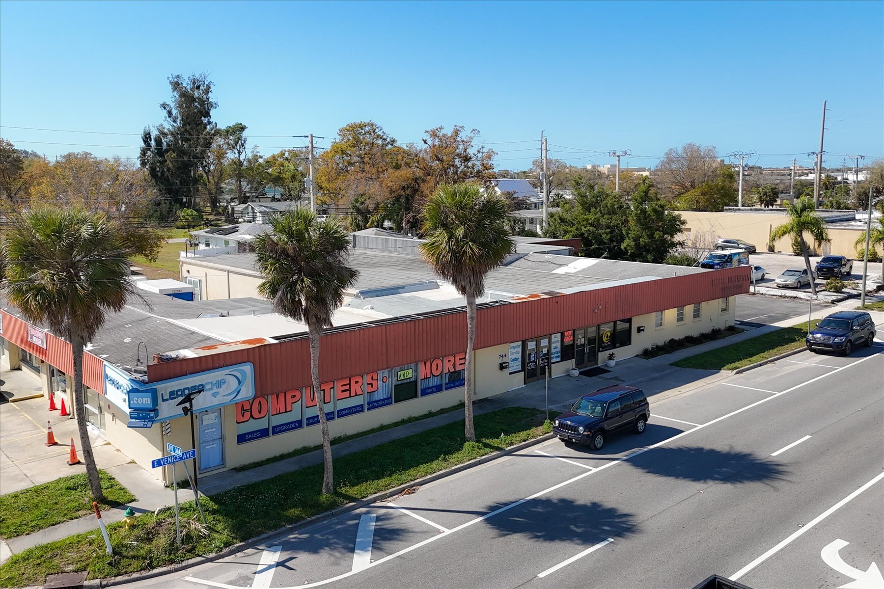 738 -744 E Venice Ave, Venice, FL for Sale