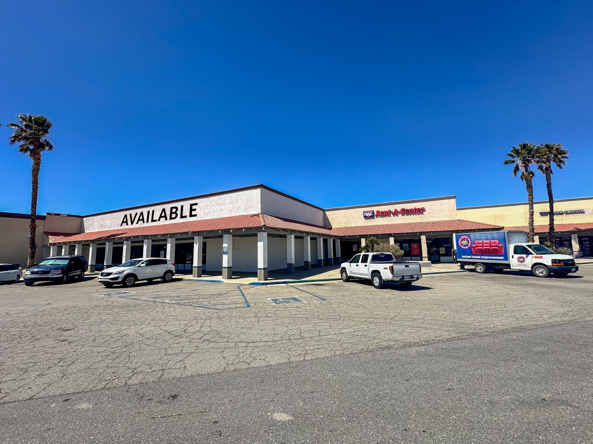 57220-57274 29 Palms Hwy, Yucca Valley, CA for Rent