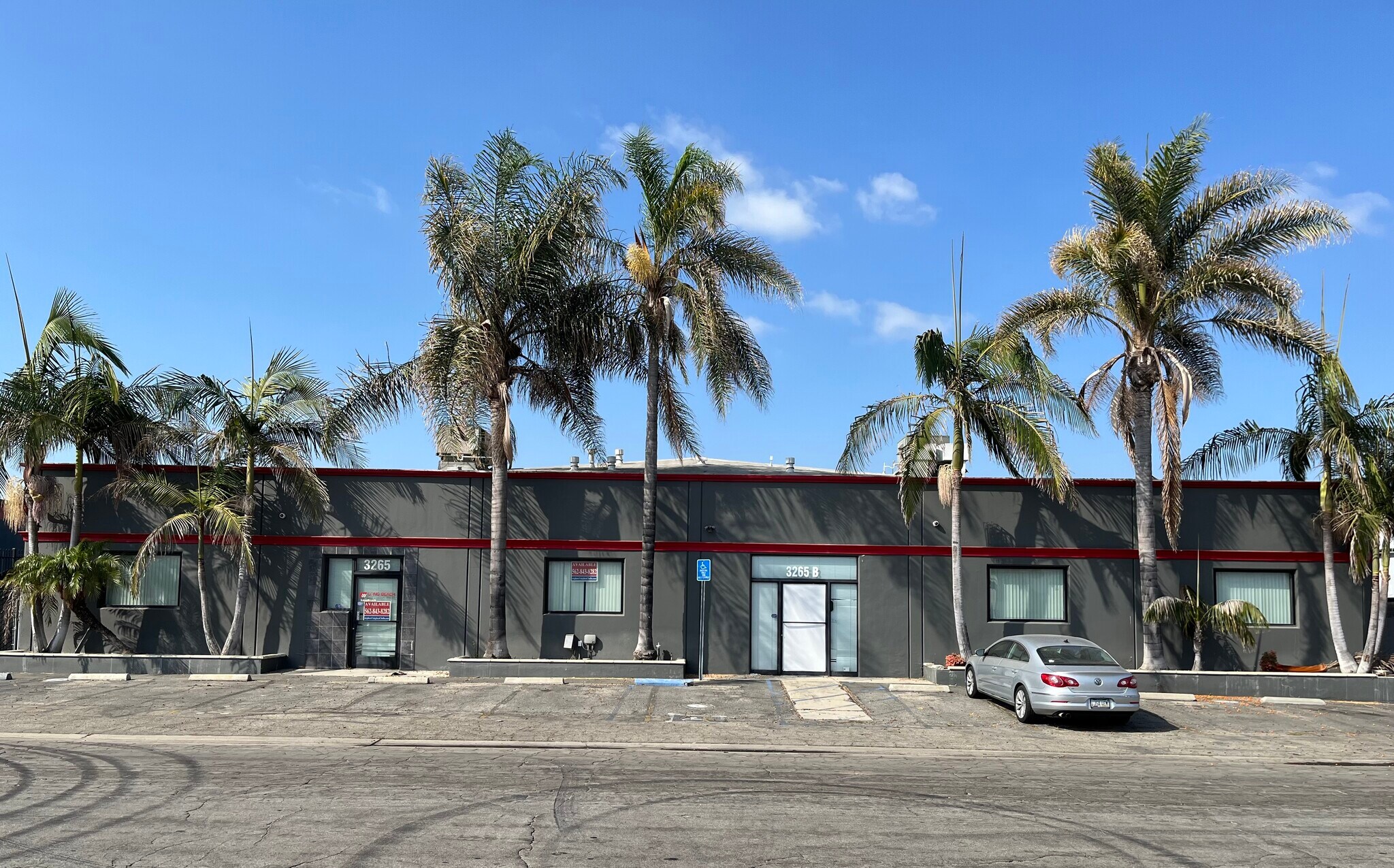 3265 E 59th St, Long Beach, CA for Sale