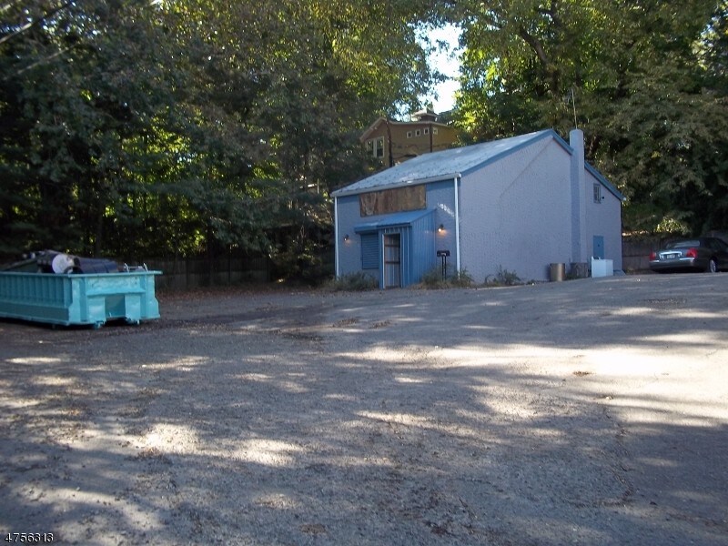 185 Church St South Orange, NJ 07079 Land Property for Lease on
