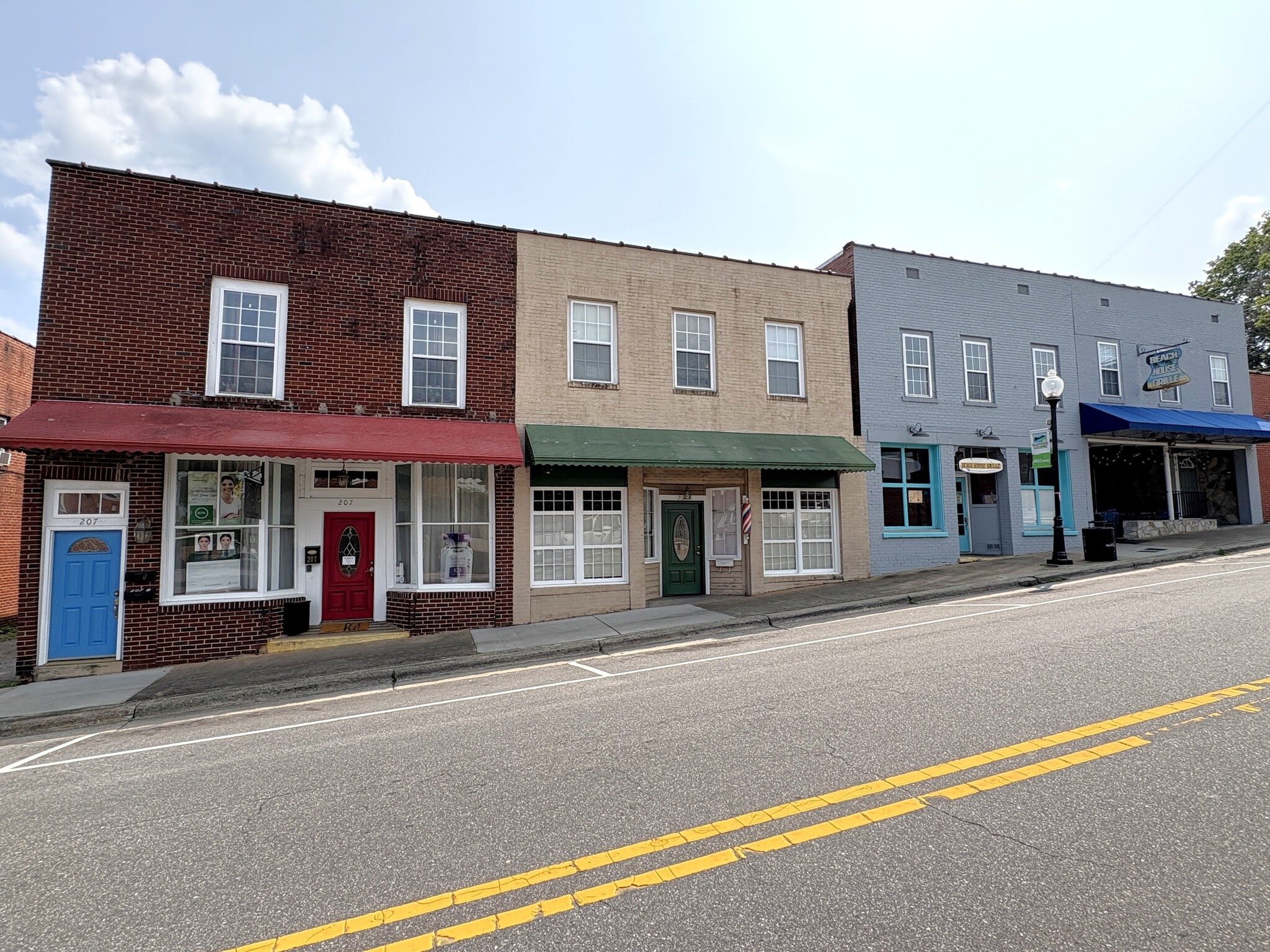 207 W Main St, Mayodan, NC for Sale