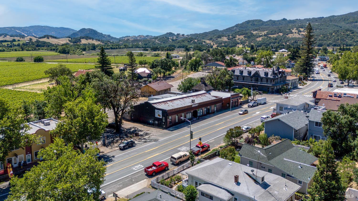 13325-13281 S Highway 101, Hopland, CA for Sale