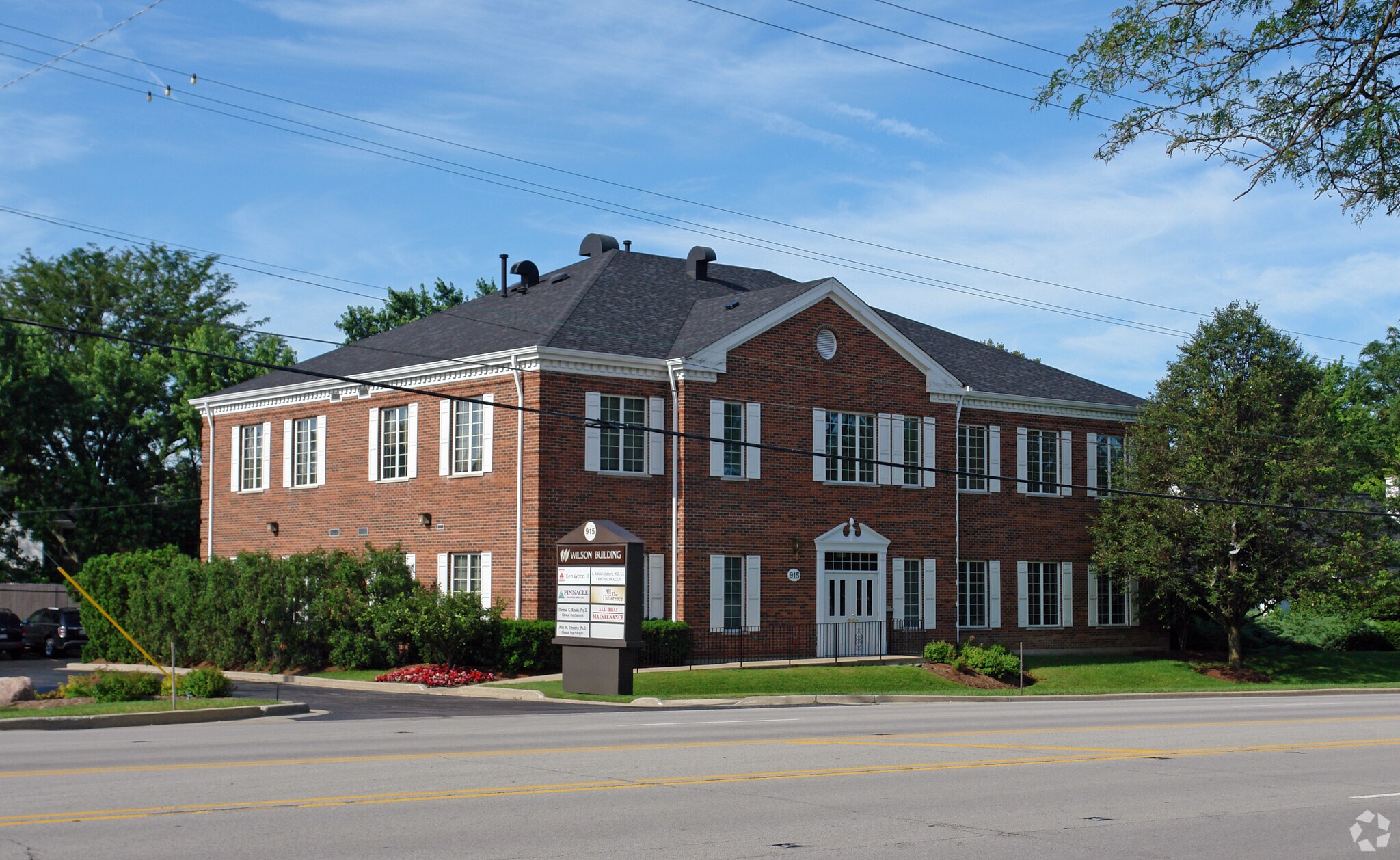 915 W 55th St, Western Springs, IL for Rent