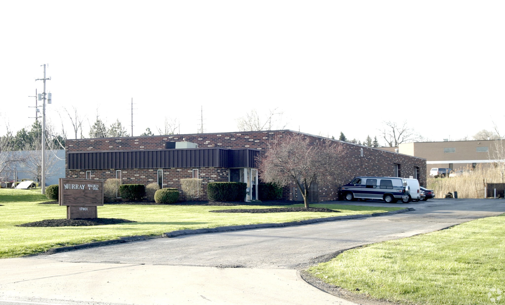 17801 Sheldon Rd, Middleburg Heights, OH for Sale