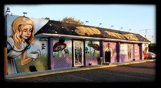 Saint Petersburg, FL Bar - 4685 28th St N