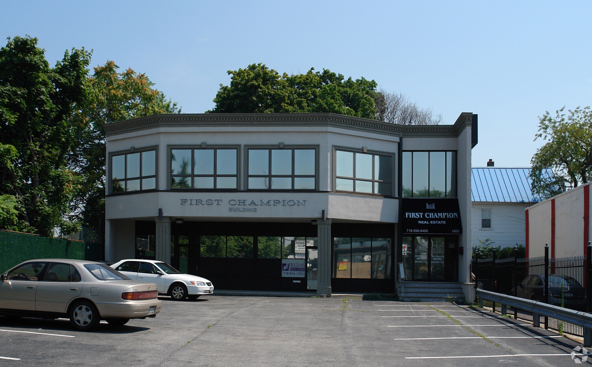 1605 Forest Ave, Staten Island, NY for Sale