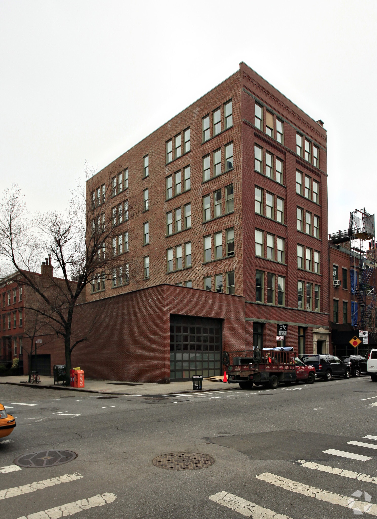 820 Greenwich St, New York, NY for Rent