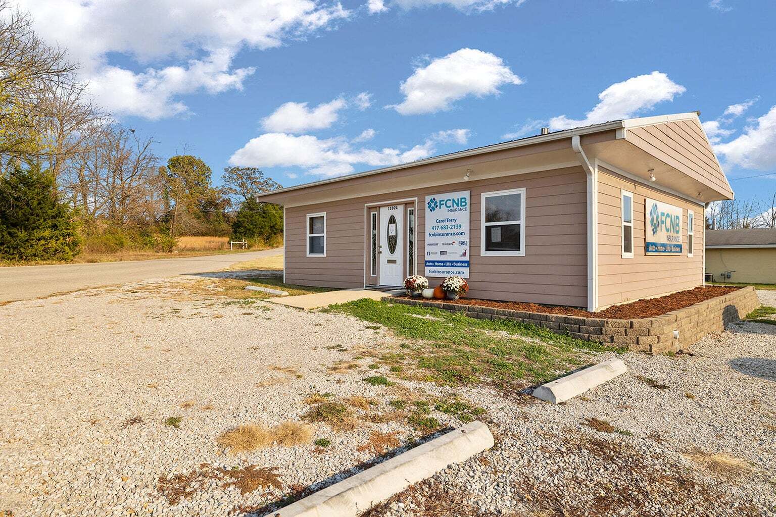 1302 Shull St, Ava, MO for Sale
