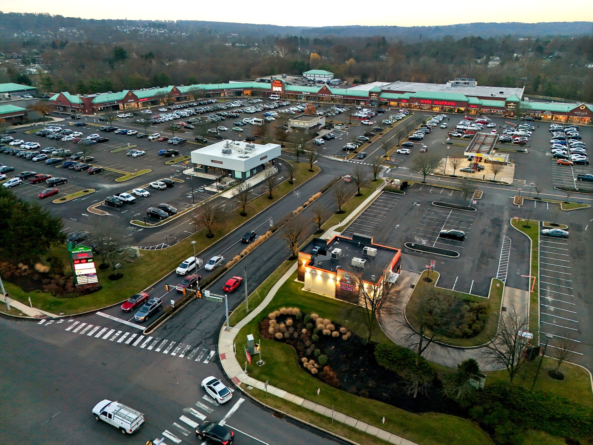 2010 County Line Rd, Huntingdon Valley, PA for Sale