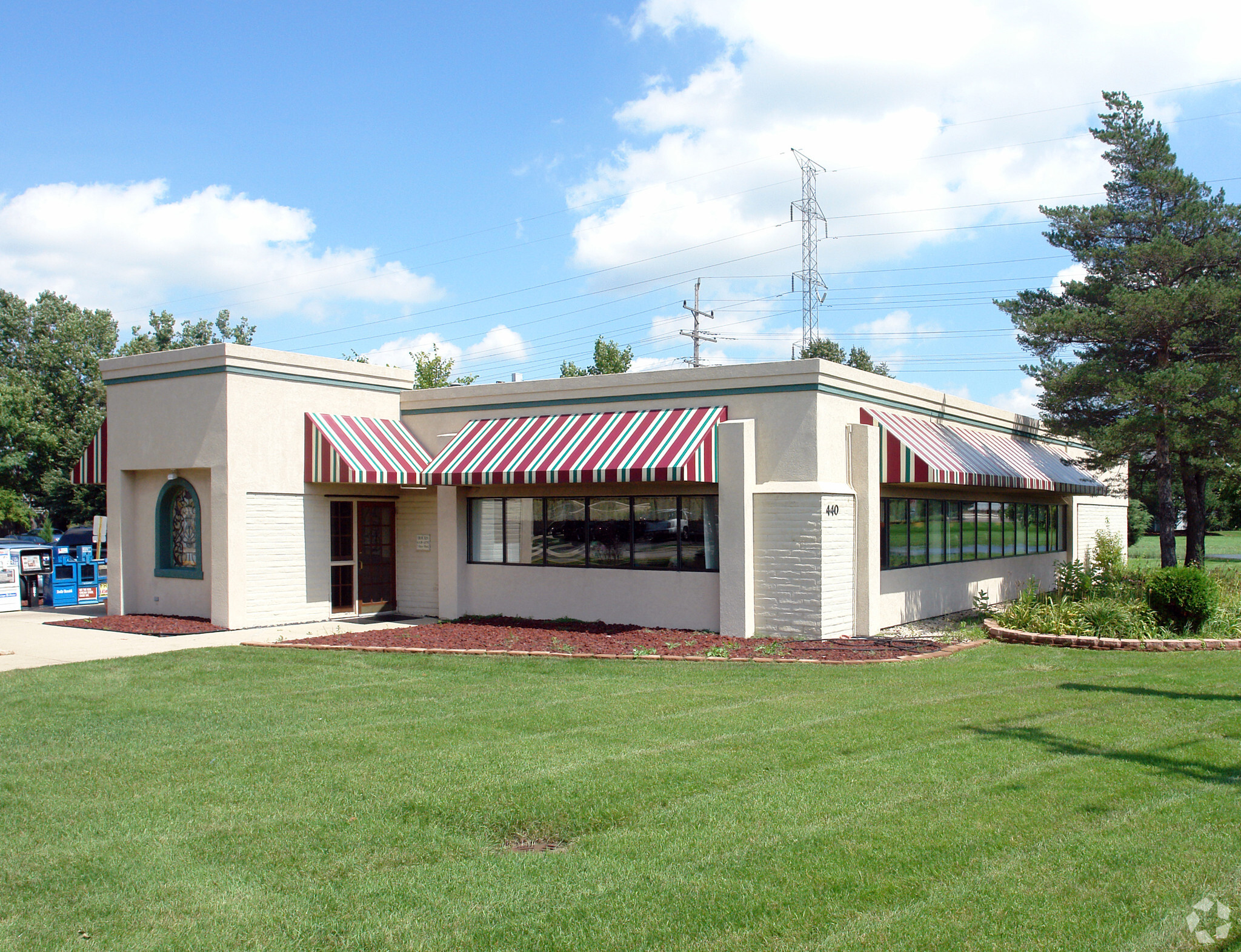 440 W Northwest Hwy, Palatine, IL for Sale