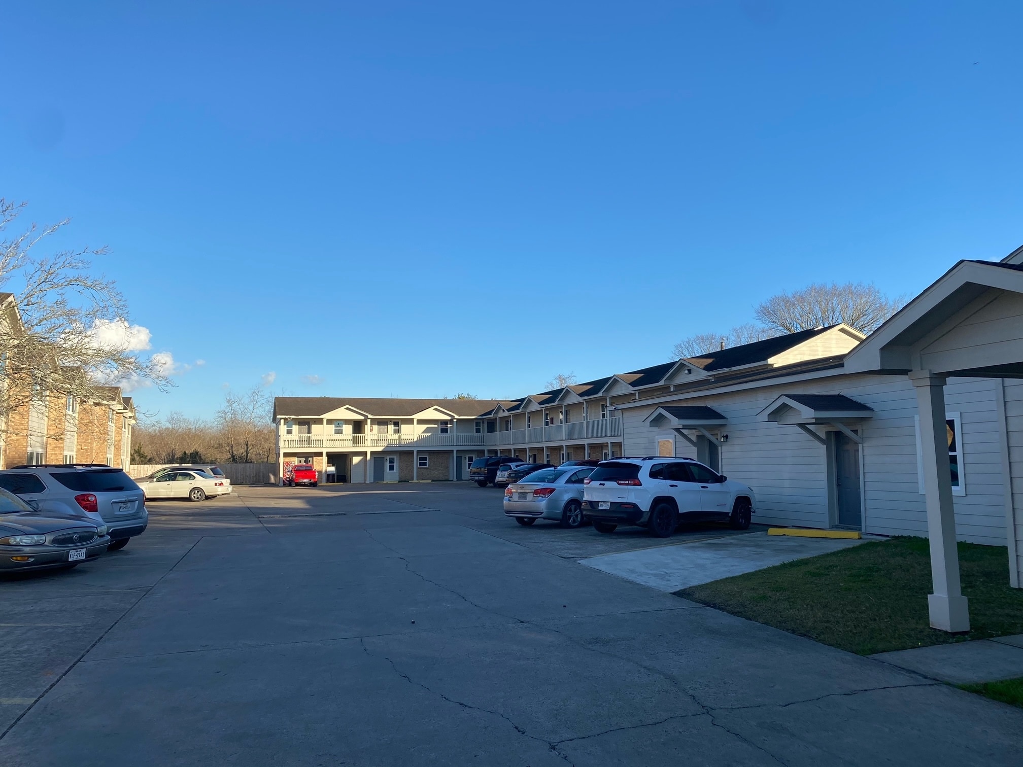 6205 Jackson Rd, Hitchcock, TX for Sale