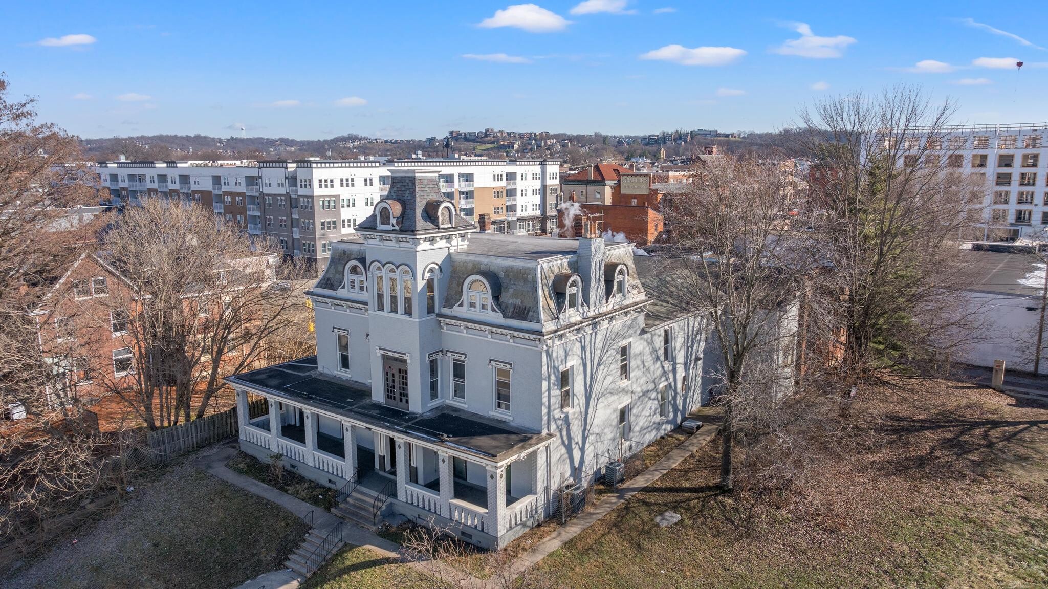 24 E 3rd St, Newport, KY for Sale