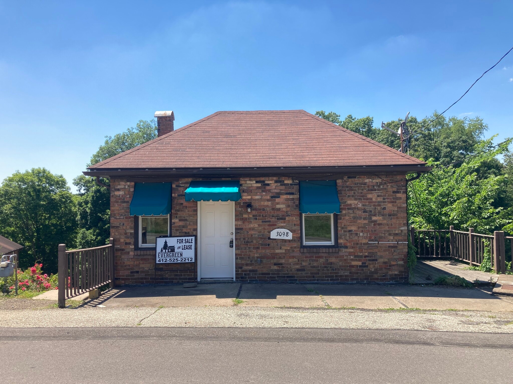 3098 Woodland Rd, Ambridge, PA for Sale