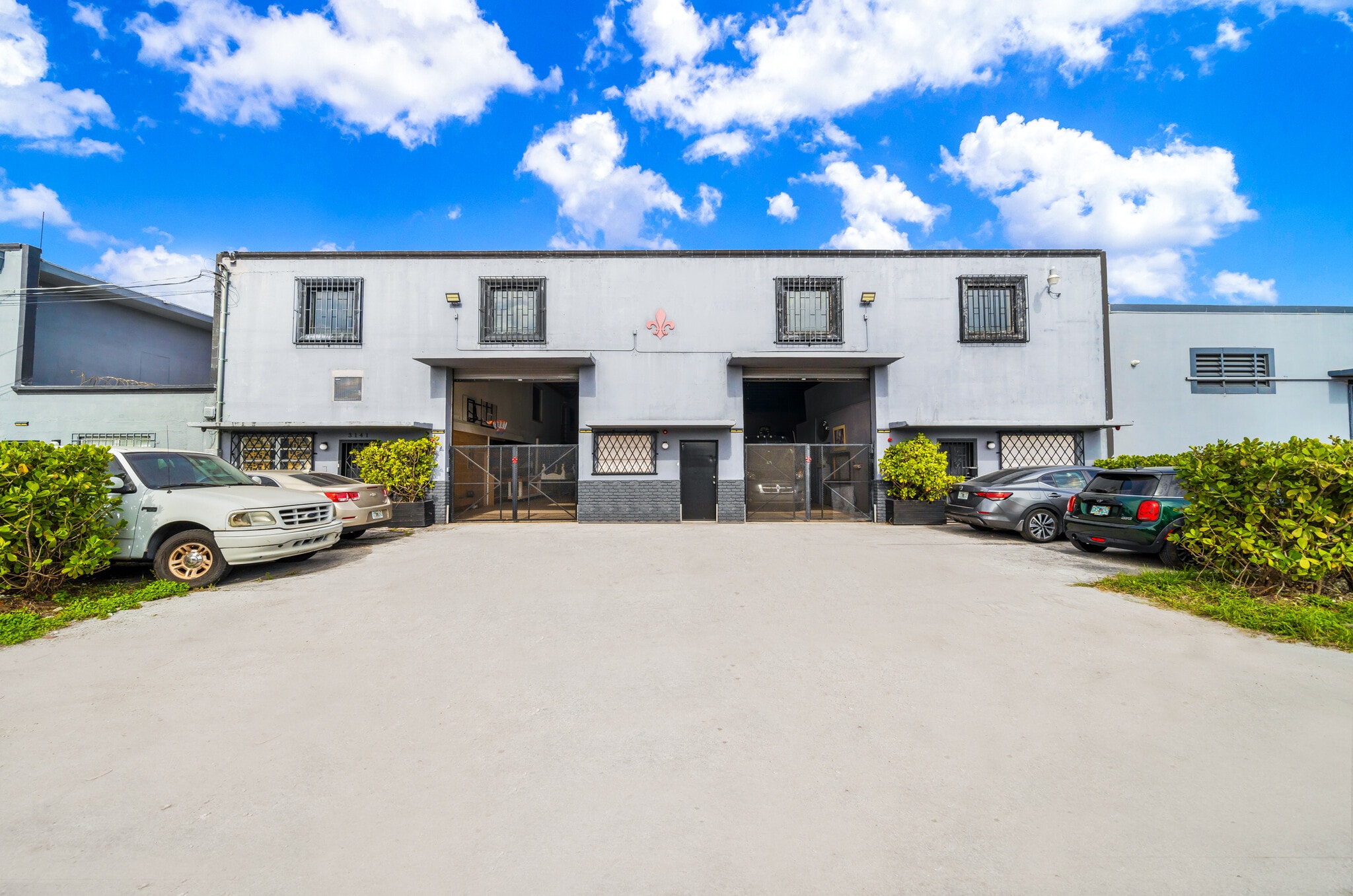 3141 NW 40th St, Miami, FL for Sale