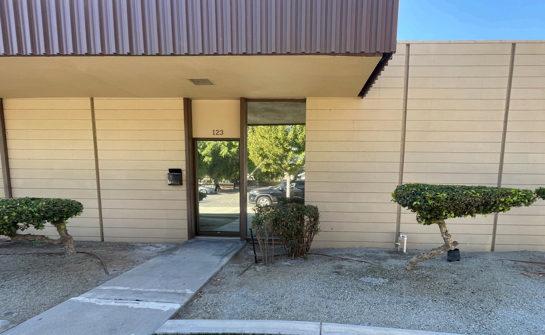 123 N Stevenson St, Visalia, CA for Rent
