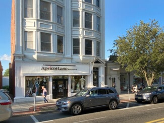 Ridgewood, NJ Retail - 111 E Ridgewood Ave