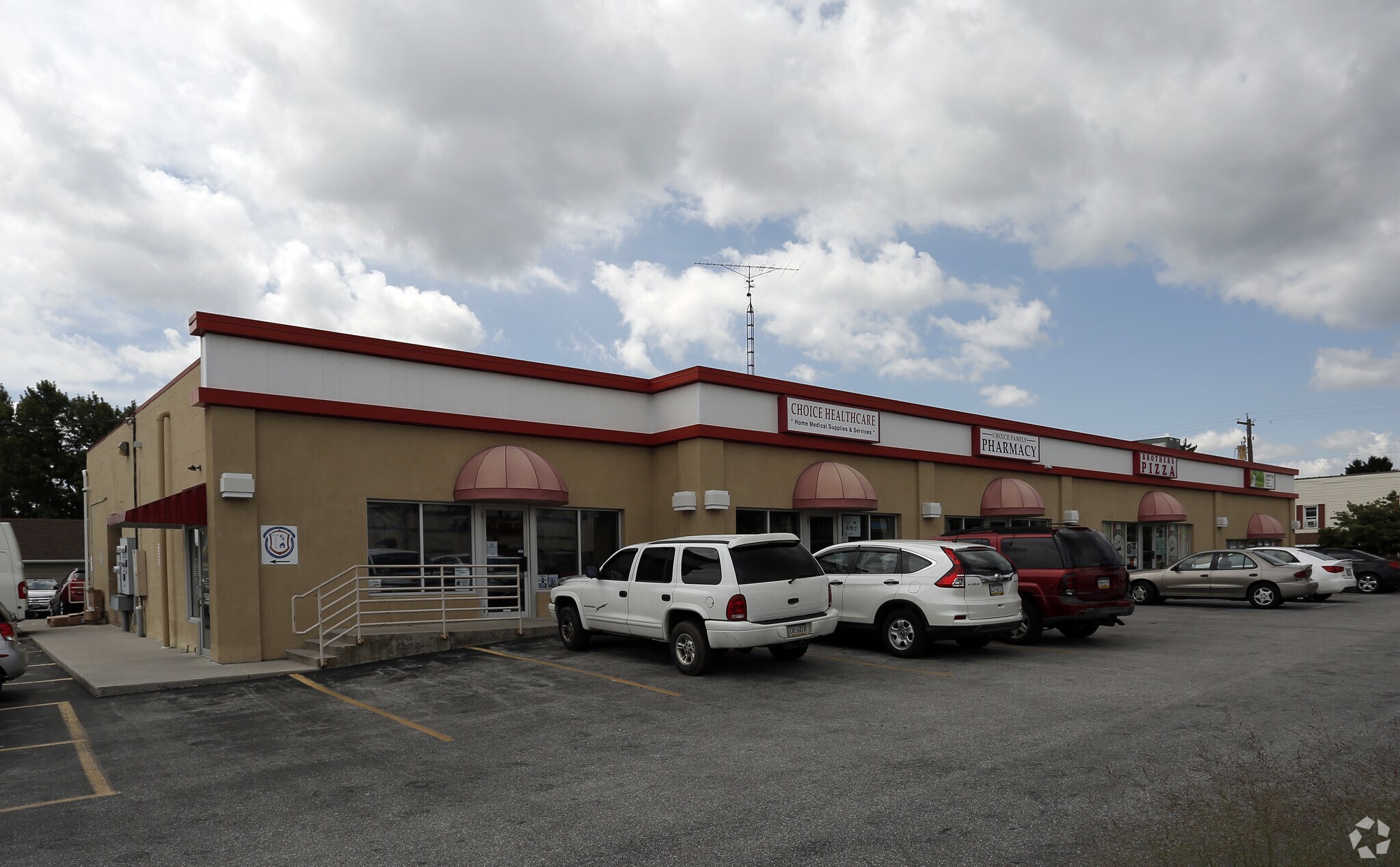 2-8 S 6th St, Mc Sherrystown, PA for Rent