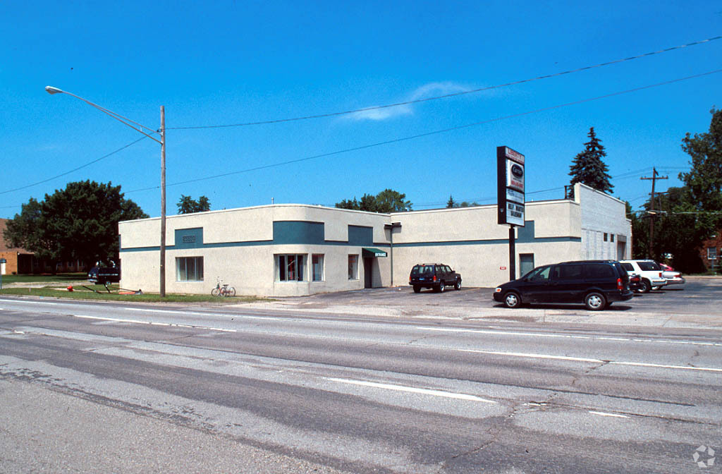 25550 Grand River Ave, Redford, MI for Rent