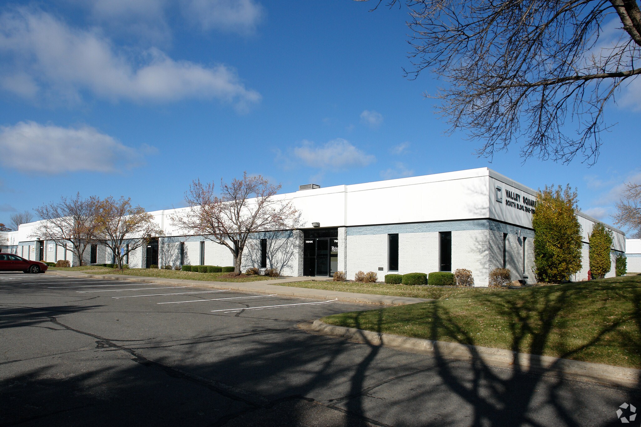 7240-7264 S Washington Ave, Eden Prairie, MN for Rent