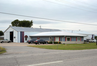 Wagoner, OK Warehouse - 2111 W Hwy 51