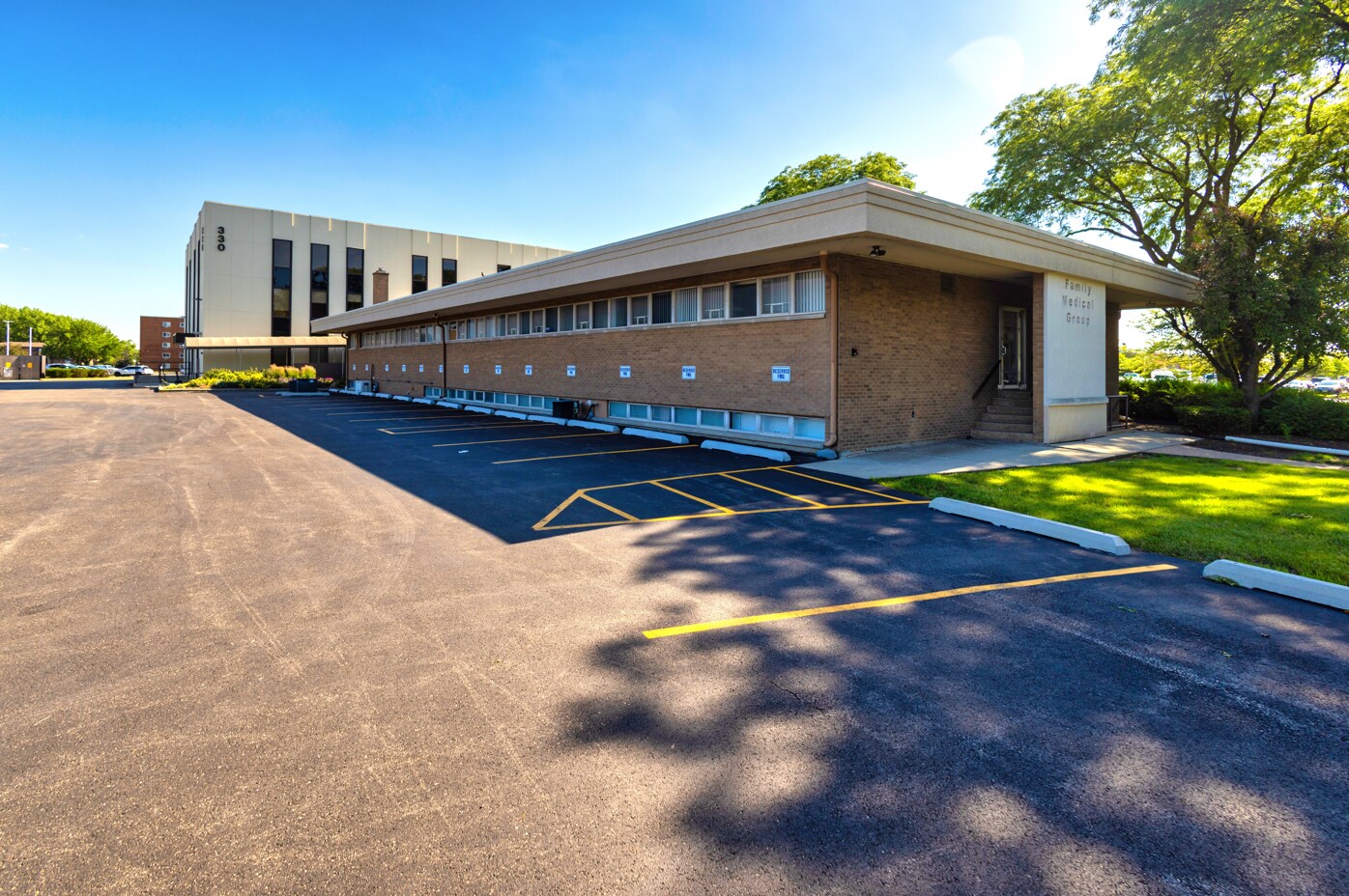 330-1 Madison St, Joliet, IL for Rent