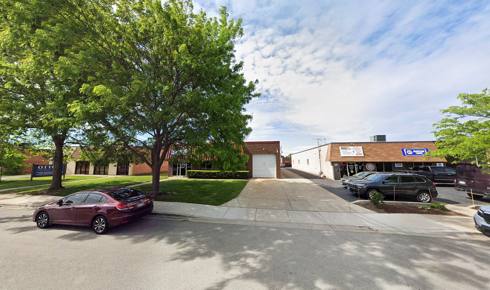 1538 Burgundy Pky, Streamwood, IL for Sale