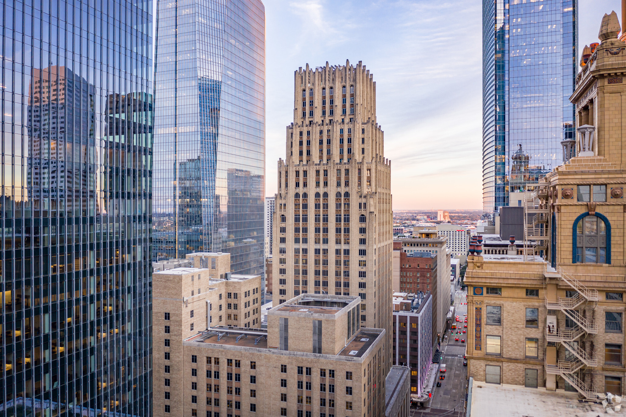 712 Main St, Houston, TX for Rent