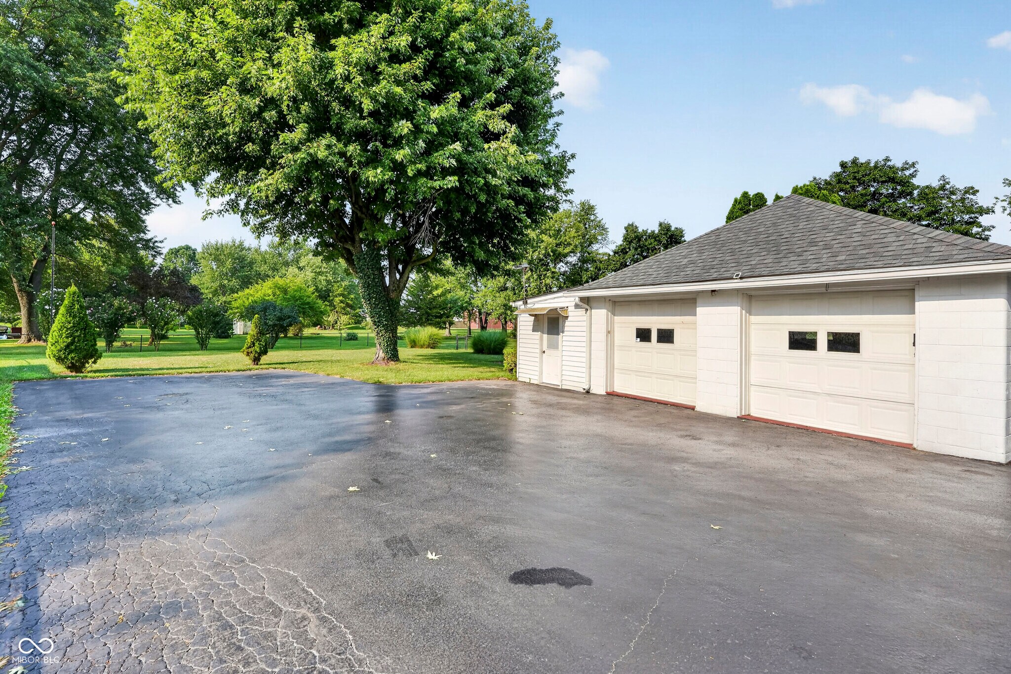 5037 W US Highway 52, New Palestine, IN for Sale