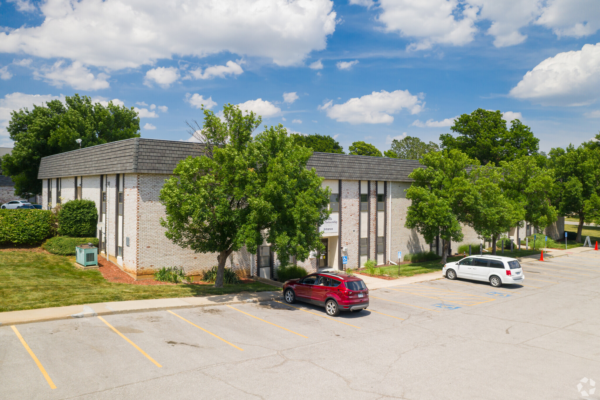 405-407 S Clairborne Rd, Olathe, KS for Rent