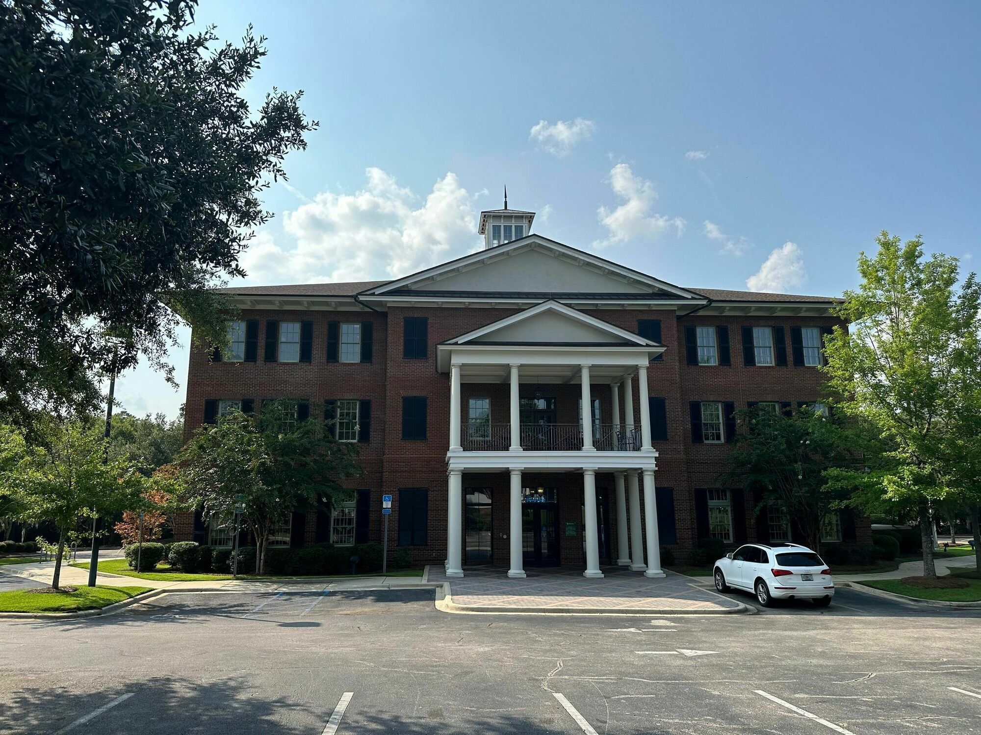 3320 Thomasville Rd, Tallahassee, FL for Rent
