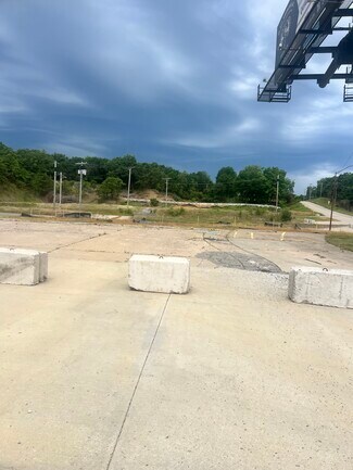 Mcalester, OK Commercial Land - 501 N George Nigh Expy