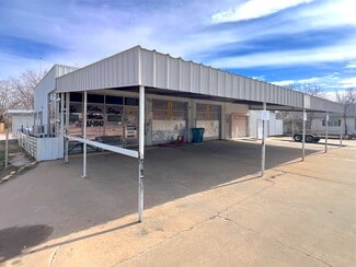 Mangum, OK Retail - 230 N Louis Tittle Ave