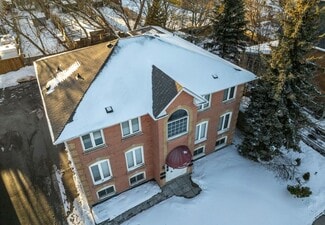 Oshawa, ON Apartments - 180 Nassau St