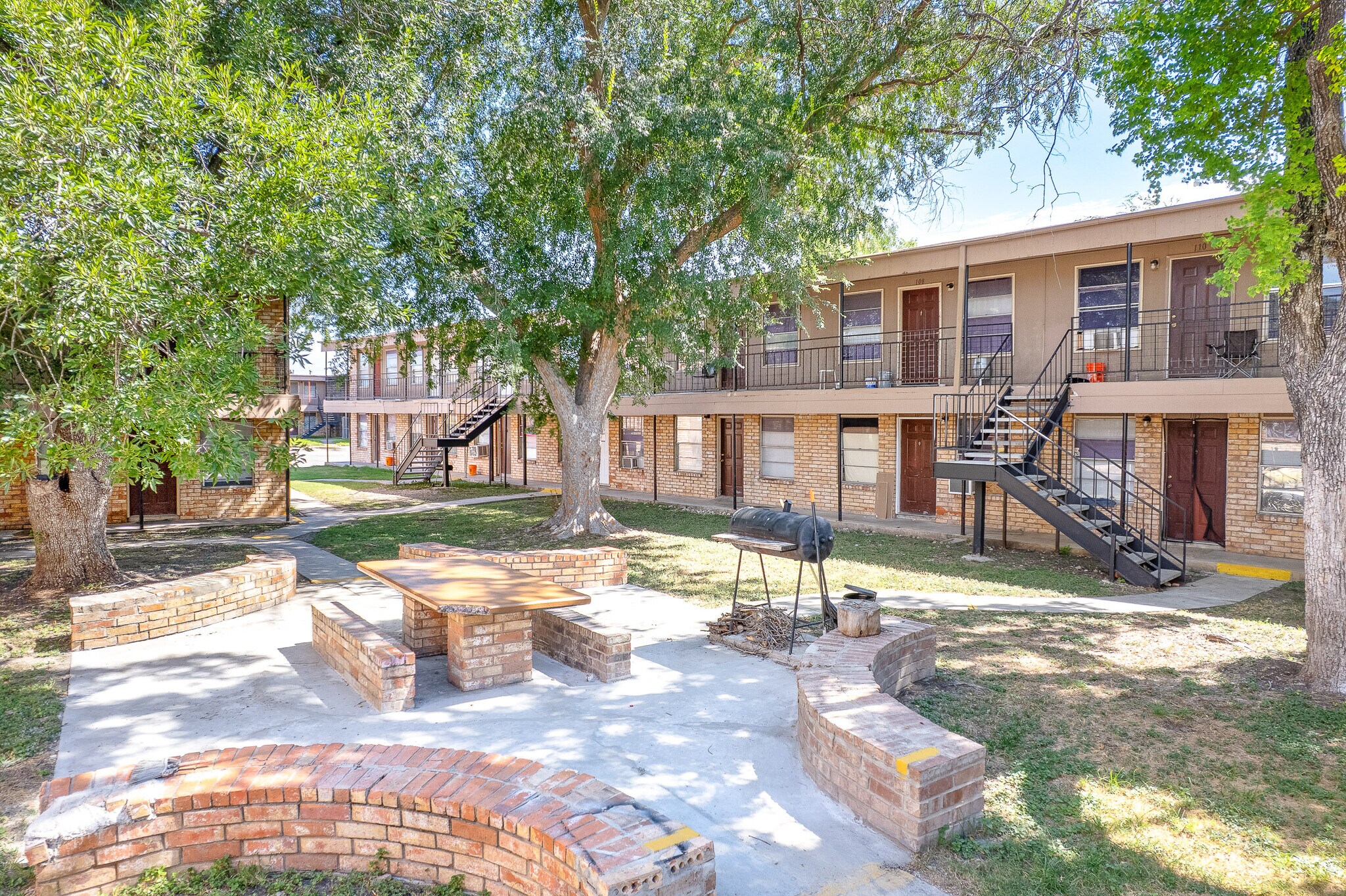 7678 W US Highway 90, San Antonio, TX for Sale