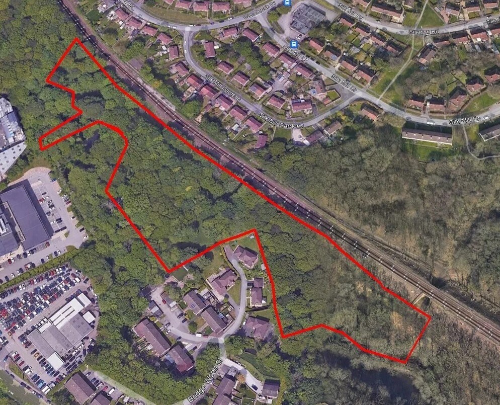 Low Ln, Leeds, WYK for Sale