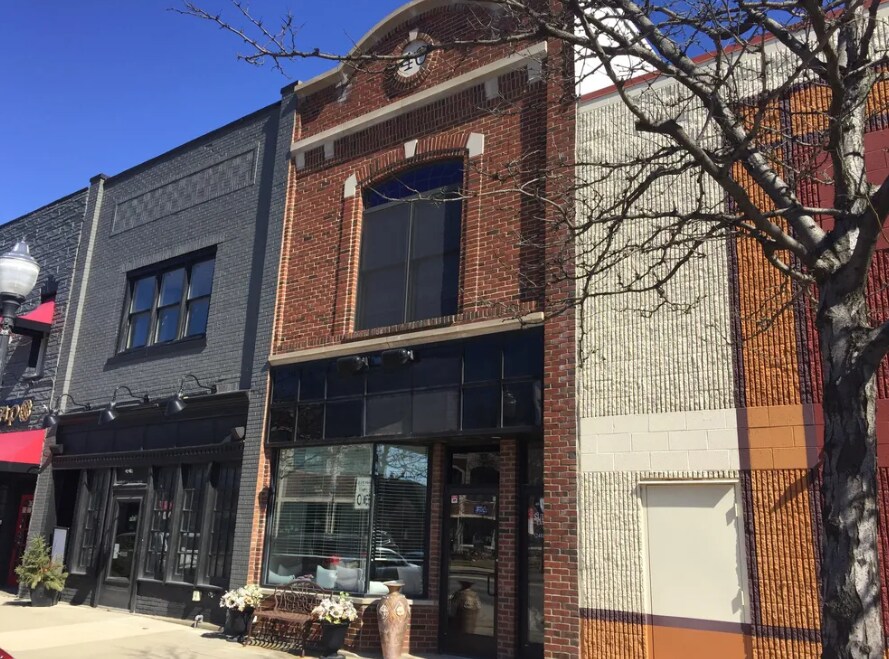 40 S Washington St, Oxford, MI for Rent