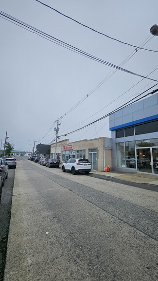 Freeport, NY Office/Retail - 38-40 Newton Blvd