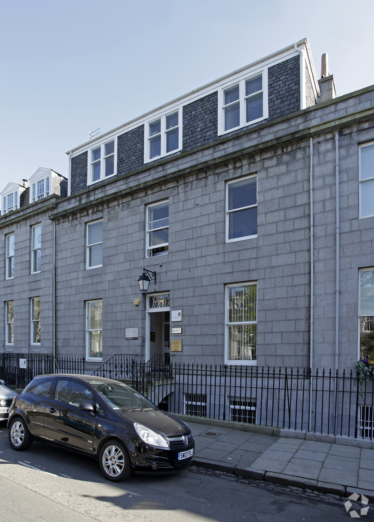13 Bon Accord Sq, Aberdeen, ABE for Rent