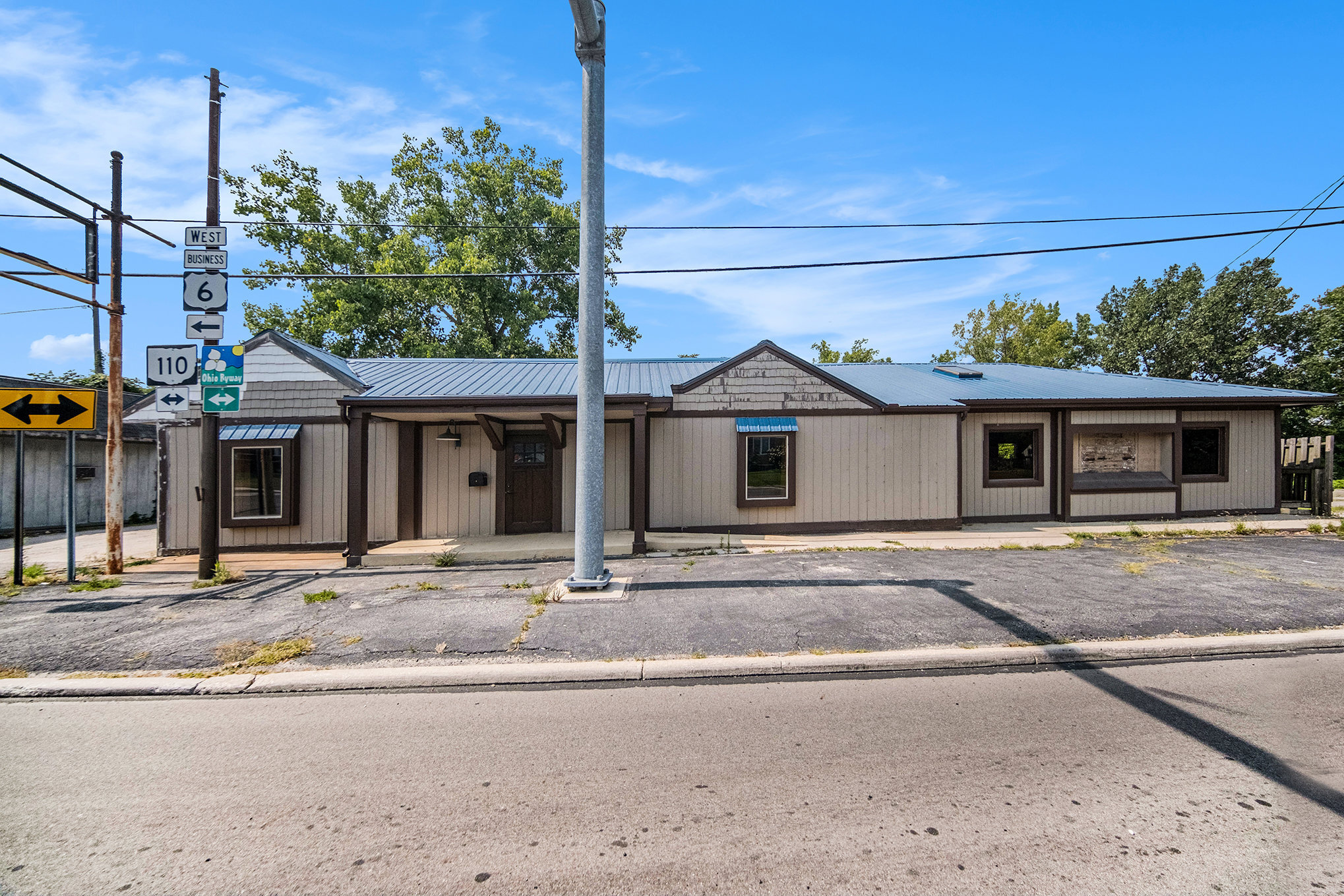 210 E Maumee Ave, Napoleon, OH for Sale