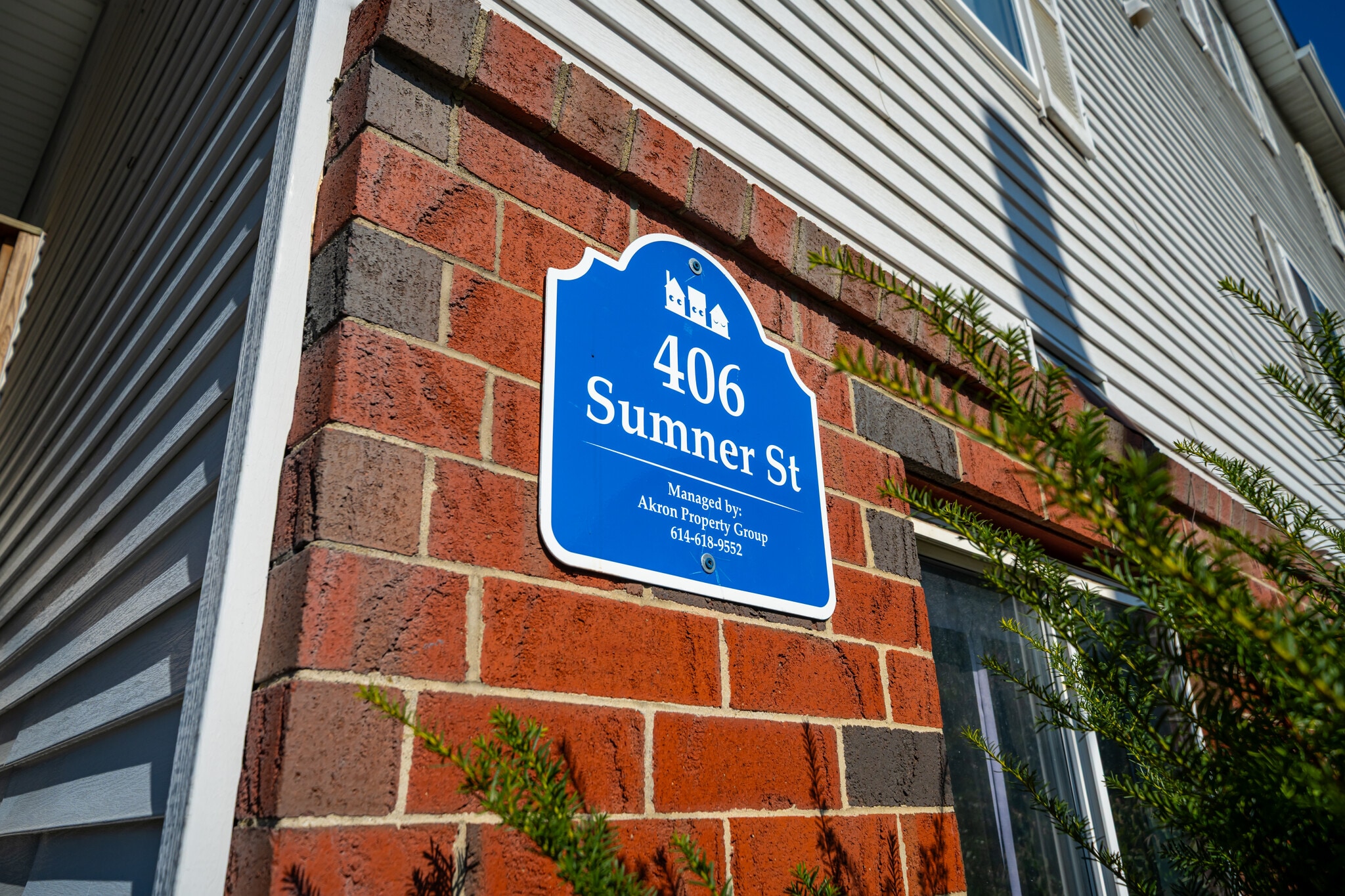 406 Sumner St, Akron, OH for Sale